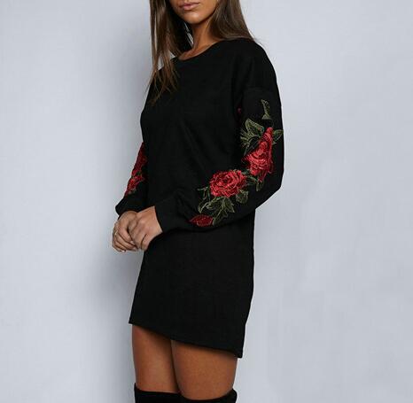 Winter Hot Sale Fashion Embroidery Round-neck Sweater