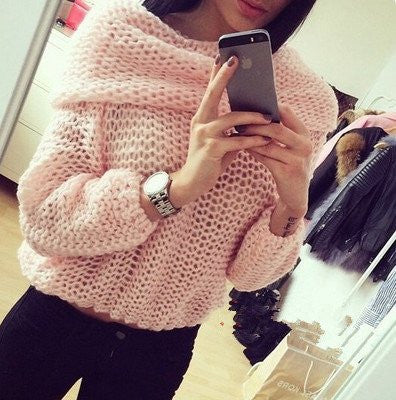 LOOSE LONG-SLEEVED KNIT SWEATER