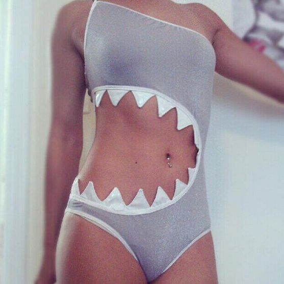 SEXY SHARK MOUTH SHAPED ONE-PIECE BIKINI