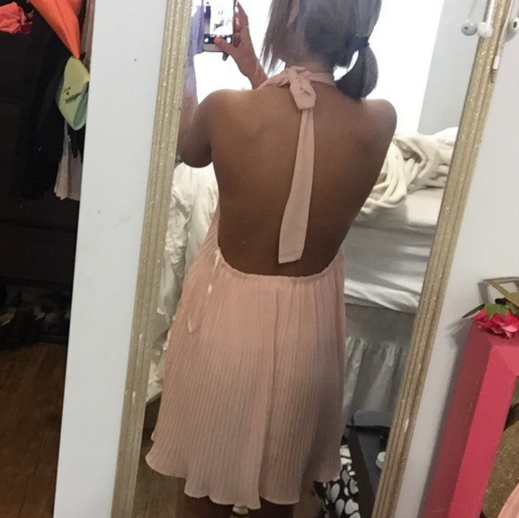 Sexy hanging neck backless dress