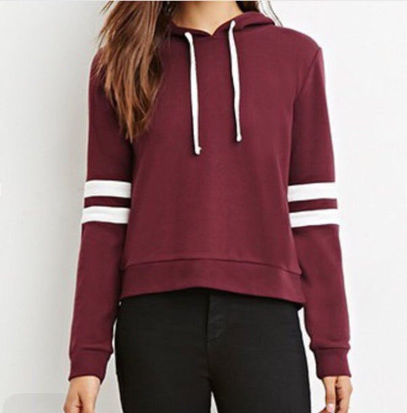 LOOSE LONG-SLEEVED HOODED SWEATER